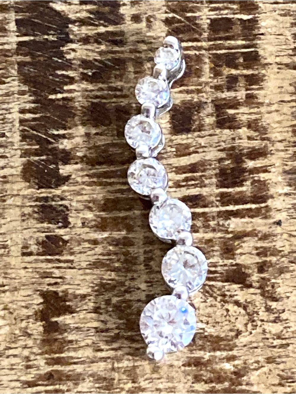 10K White Gold & Cubic Zirconia Journey Pendant 1” Long - Picture 2 of 9